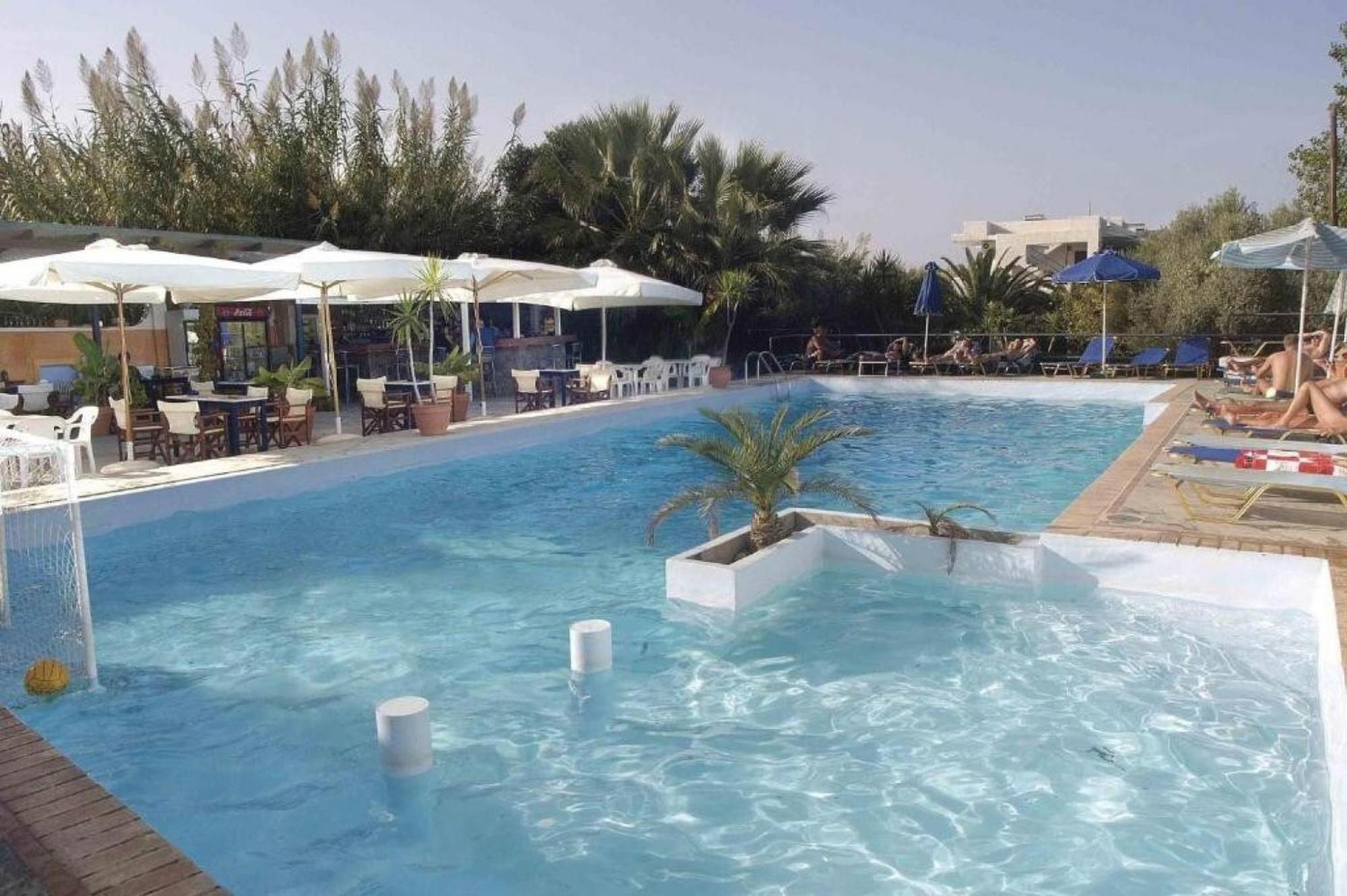 Kostaspant Apartment Gerani  Dış mekan fotoğraf