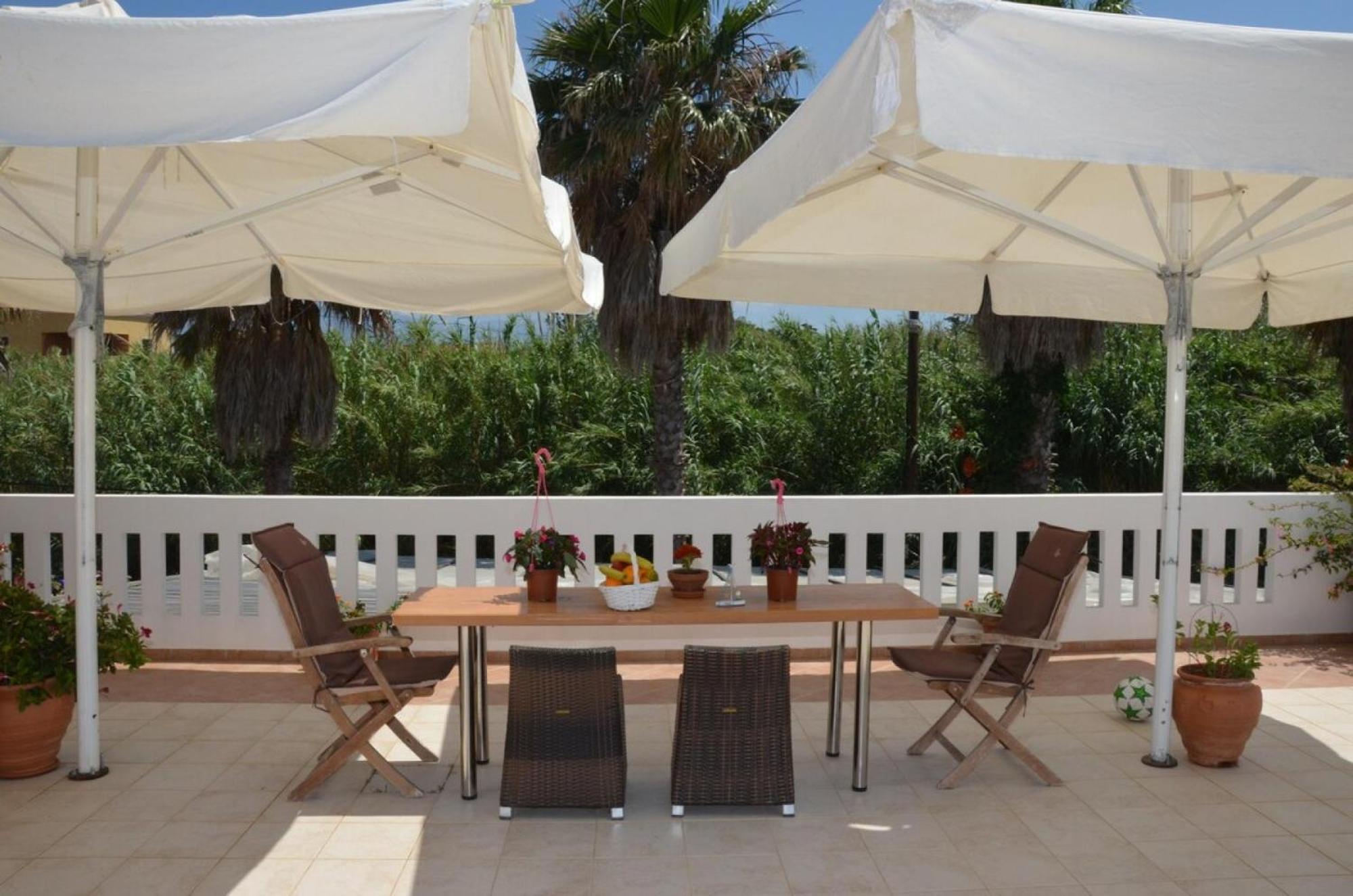 Kostaspant Apartment Gerani  Dış mekan fotoğraf